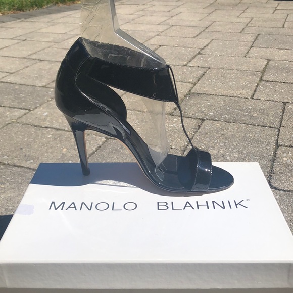 Manolo Blahnik Shoes - Manolo Blahnik Black Patent T-Strap Heels